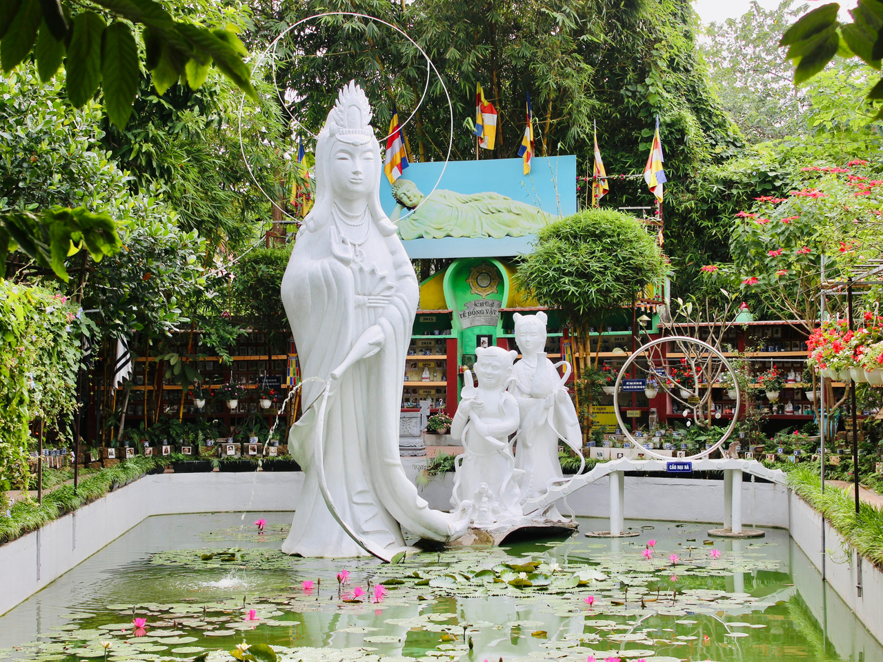 CHÙA TỀ ĐỒNG VẬT NGÃ CHÙA TỀ ĐỒNG VẬT NGÃ